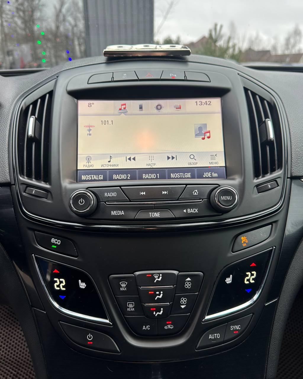 Opel Insignia I · Рестайлинг , 2015 г., механика, дизель - фото 10