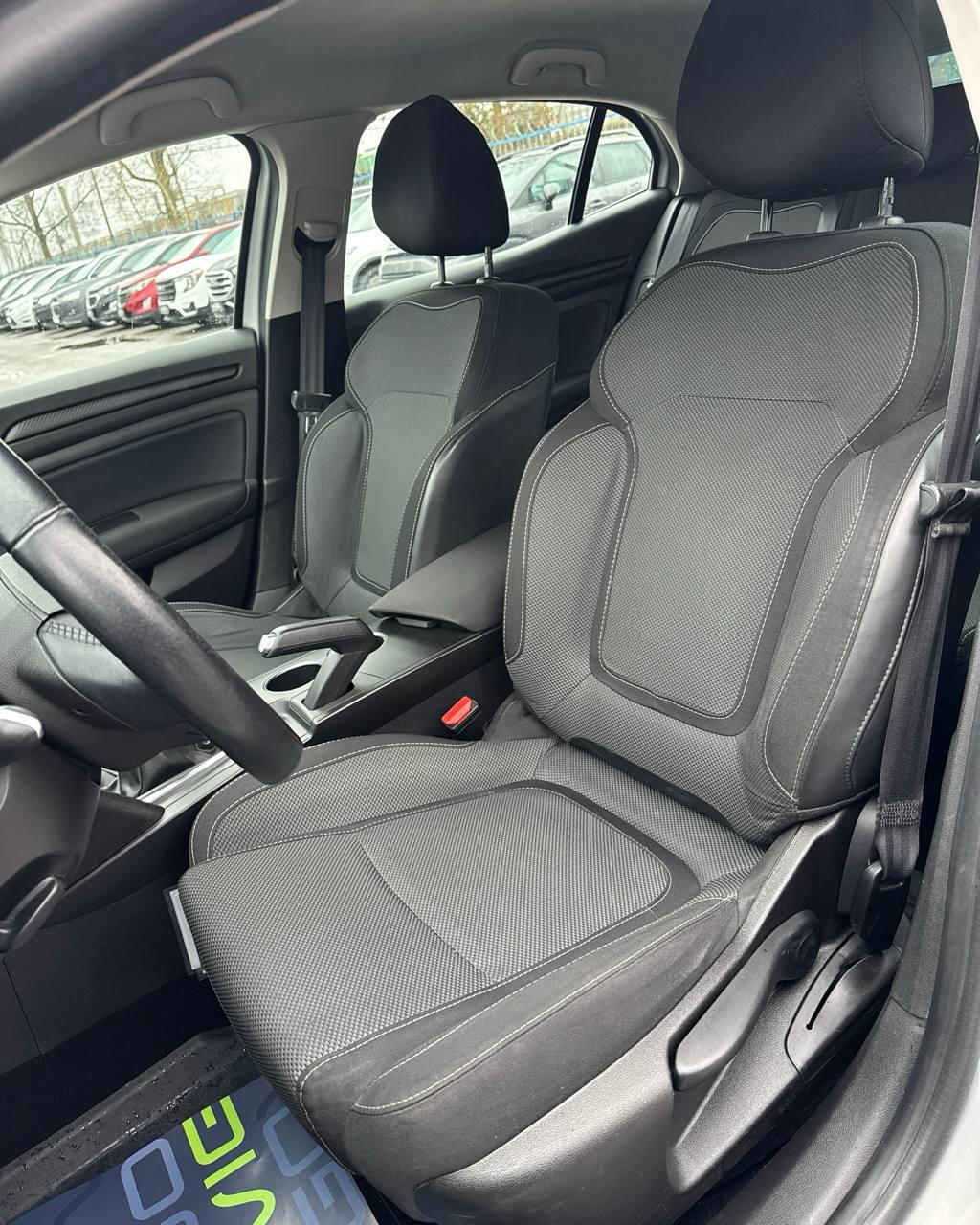 Renault Megane IV , 2019 г., механика, дизель - фото 9