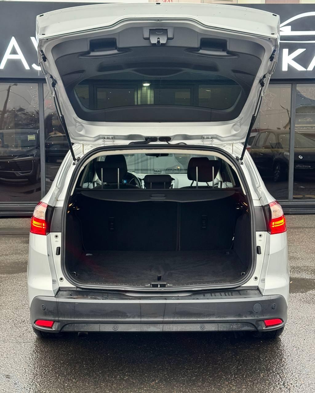 Ford Focus III , 2014 г., механика, дизель - фото 14