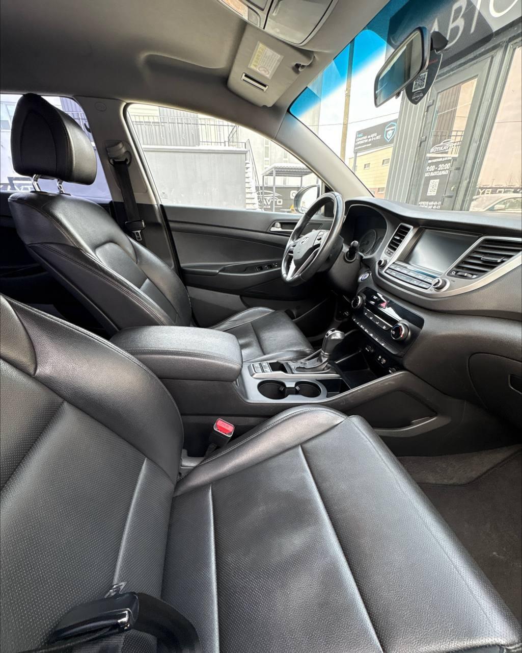 Hyundai Tucson III · Рестайлинг , 2018 г., автомат, дизель - фото 10