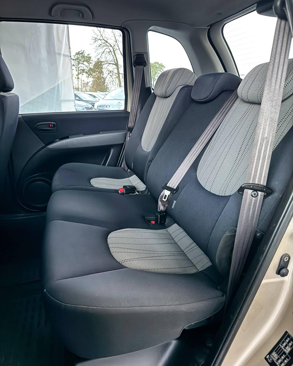 Hyundai Matrix I · 2-й рестайлинг , 2008 г., механика, бензин - фото 12