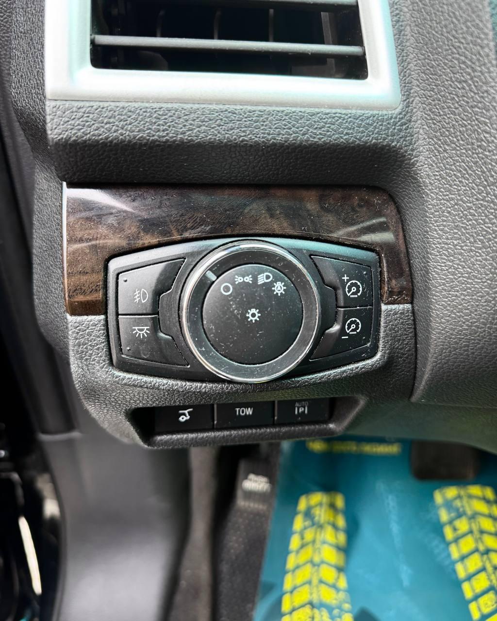 Ford Explorer V , 2010 г., автомат, бензин - фото 20