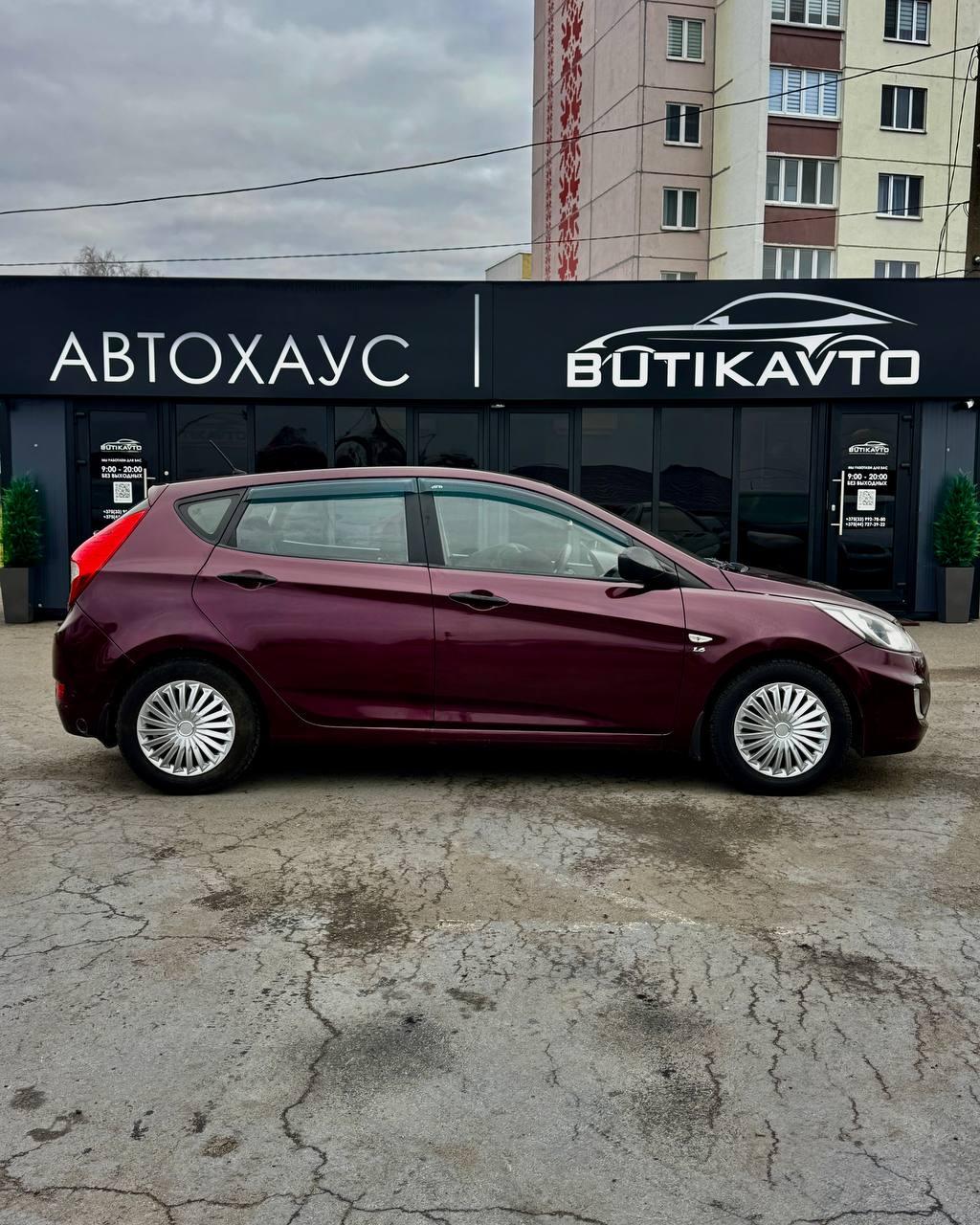 Hyundai Solaris I , 2011 г., автомат, бензин - фото 8