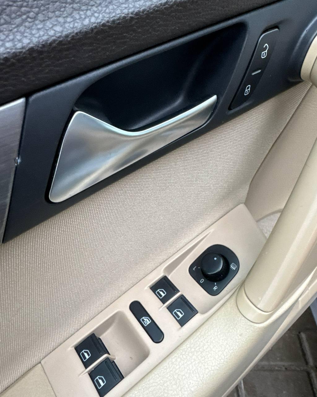 Volkswagen Passat B7 , 2011 г., механика, бензин - фото 18