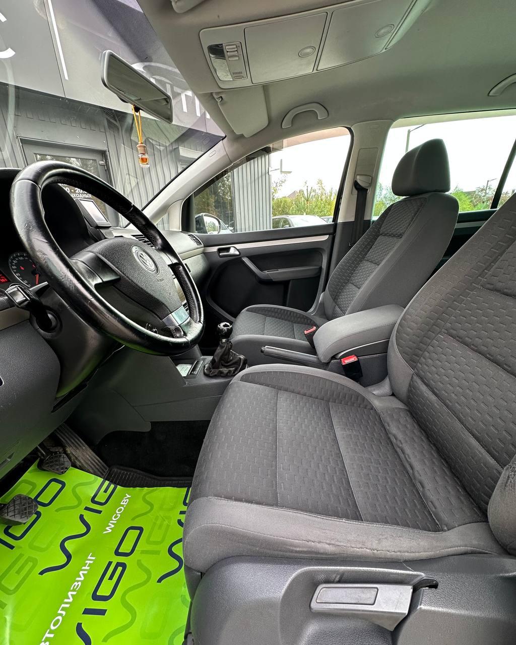 Volkswagen Touran I · Рестайлинг , 2010 г., механика, дизель - фото 7