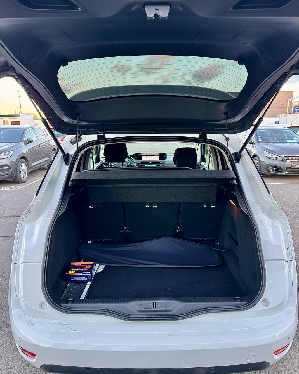 Citroen C4 Spacetourer I , 2019 г., автомат, дизель - фото 14