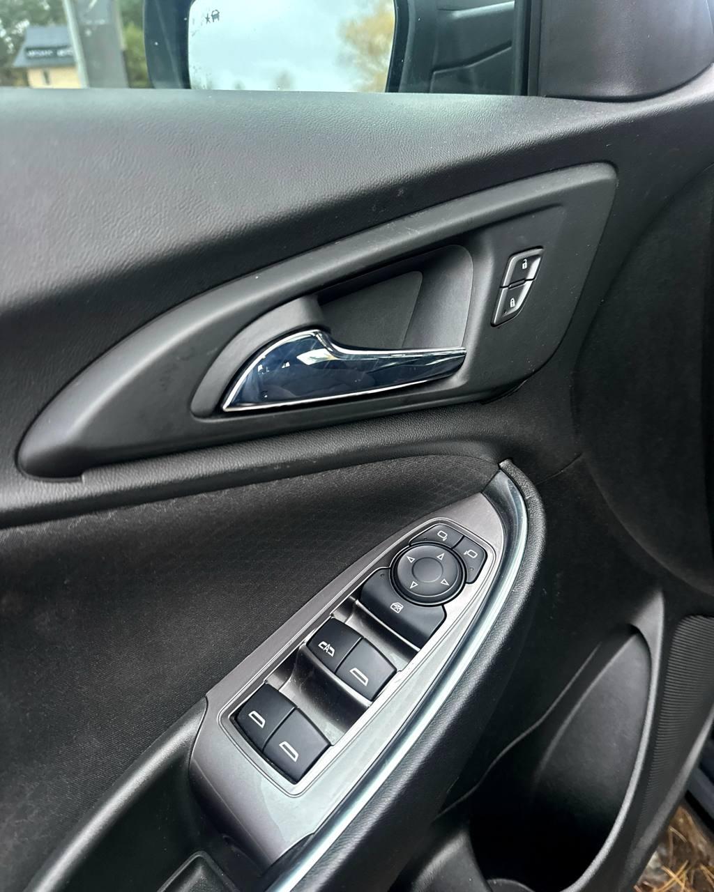 Chevrolet Malibu IX · Рестайлинг , 2021 г., вариатор, бензин  - фото 11