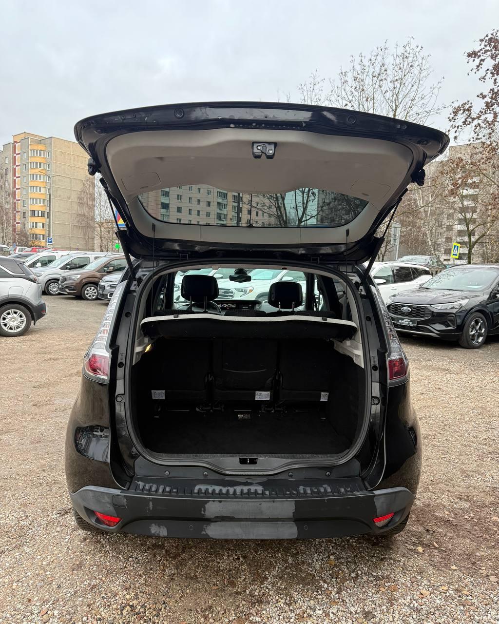 Renault Scenic III · Рестайлинг , 2012 г., механика, дизель - фото 14