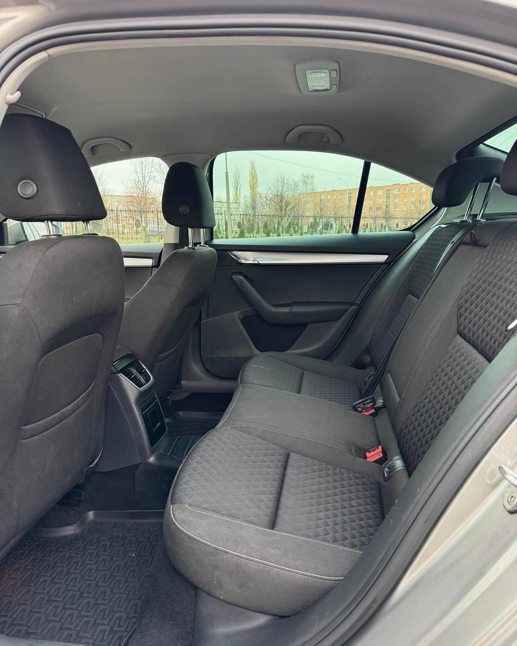 Skoda Octavia III , 2016 г., автомат, бензин - фото 11