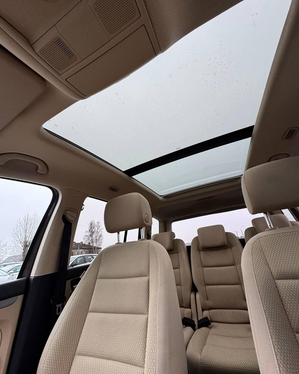 Volkswagen Touran I · 2-й рестайлинг , 2013 г., робот, дизель - фото 21