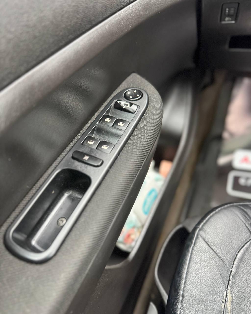 Peugeot 307 I , 2002 г., механика, дизель - фото 17