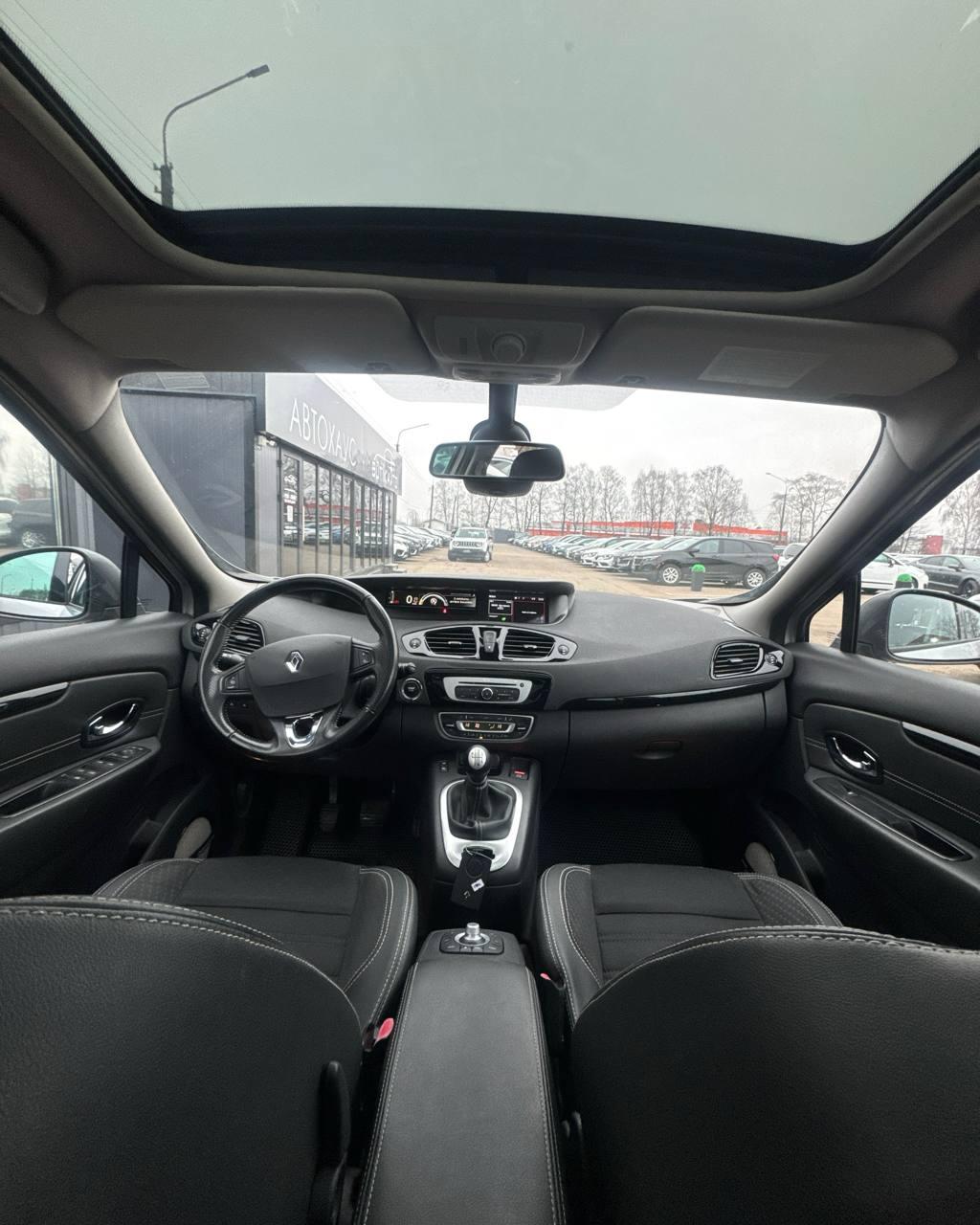 Renault Grand Scenic III · 2-й рестайлинг , 2014 г., механика, дизель - фото 9