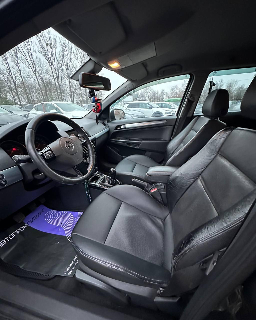 Opel Astra H · Рестайлинг , 2009 г., механика, дизель - фото 7