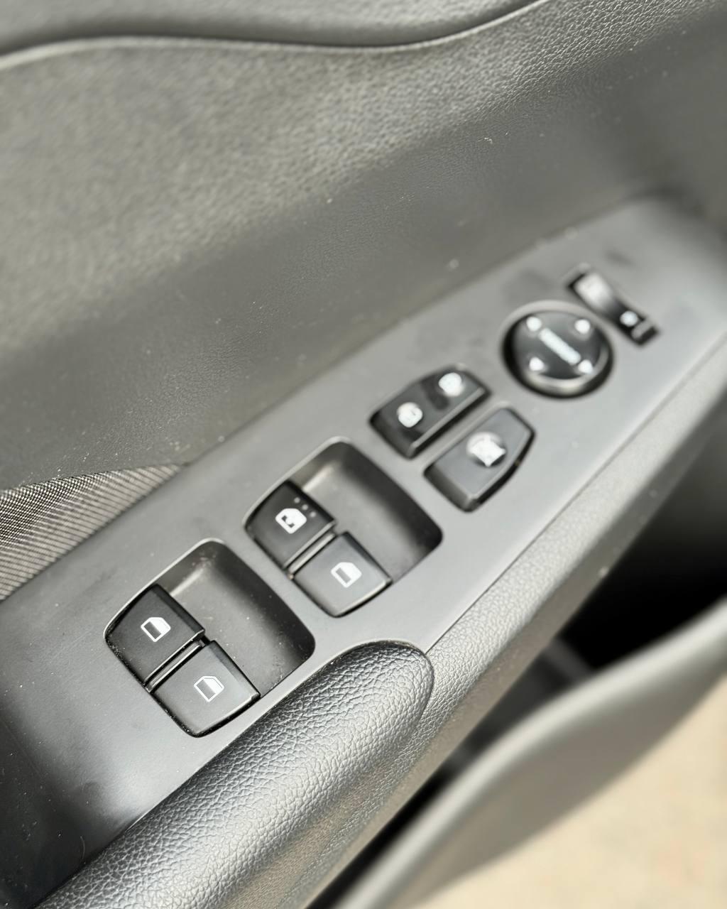 Hyundai Accent V , 2017 г., механика, бензин - фото 17