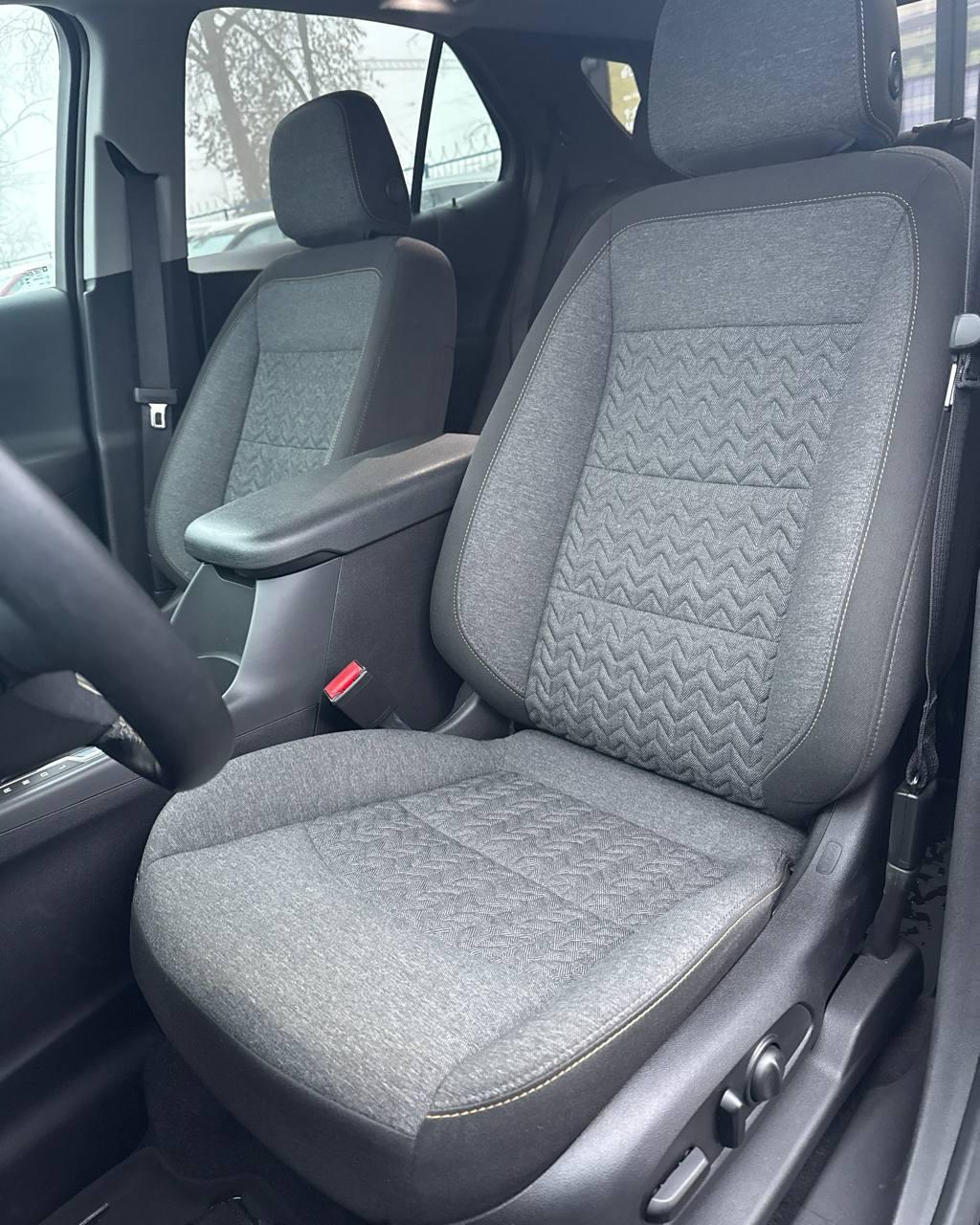 Chevrolet Equinox III · Рестайлинг , 2023 г., автомат, бензин - фото 10