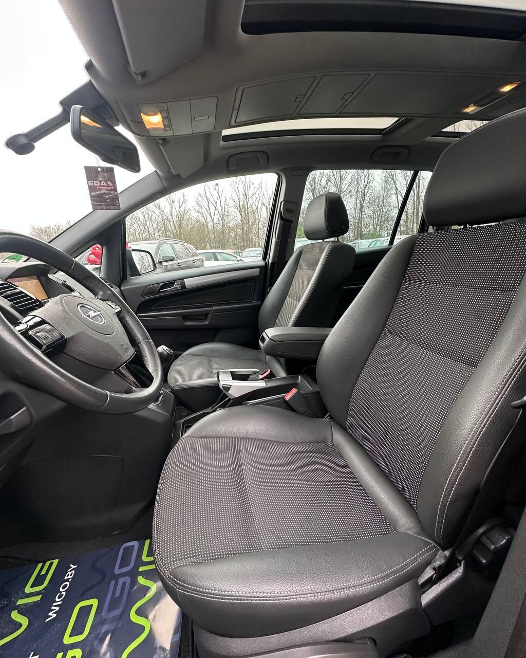 Opel Zafira B · Рестайлинг , 2011 г., механика, дизель - фото 7