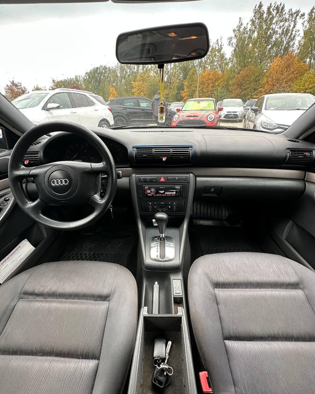 Audi A4 B5 · Рестайлинг , 2000 г., автомат, бензин - фото 7