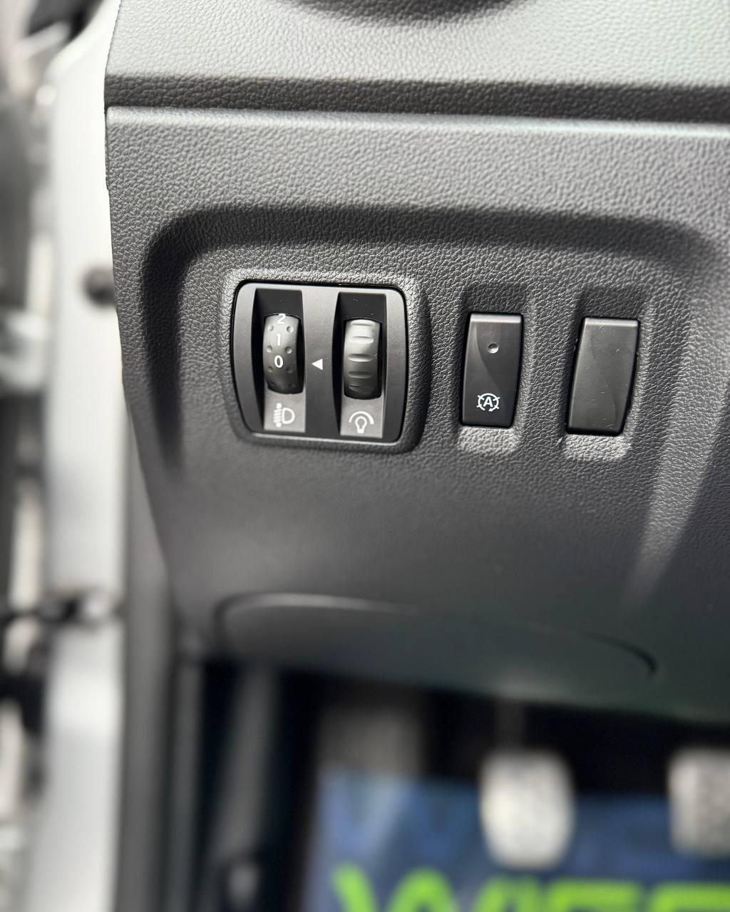 Renault Captur I · Рестайлинг , 2019 г., механика, бензин - фото 21