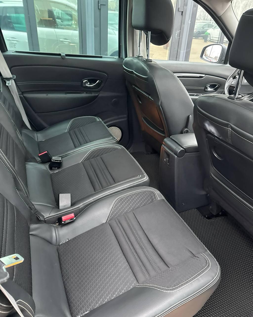 Renault Grand Scenic III · 2-й рестайлинг , 2014 г., механика, дизель - фото 12