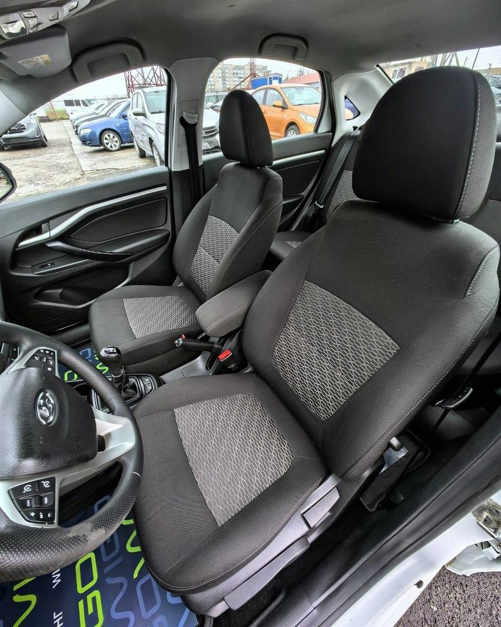 Lada (ВАЗ) Vesta I , 2019 г., механика, бензин - фото 11