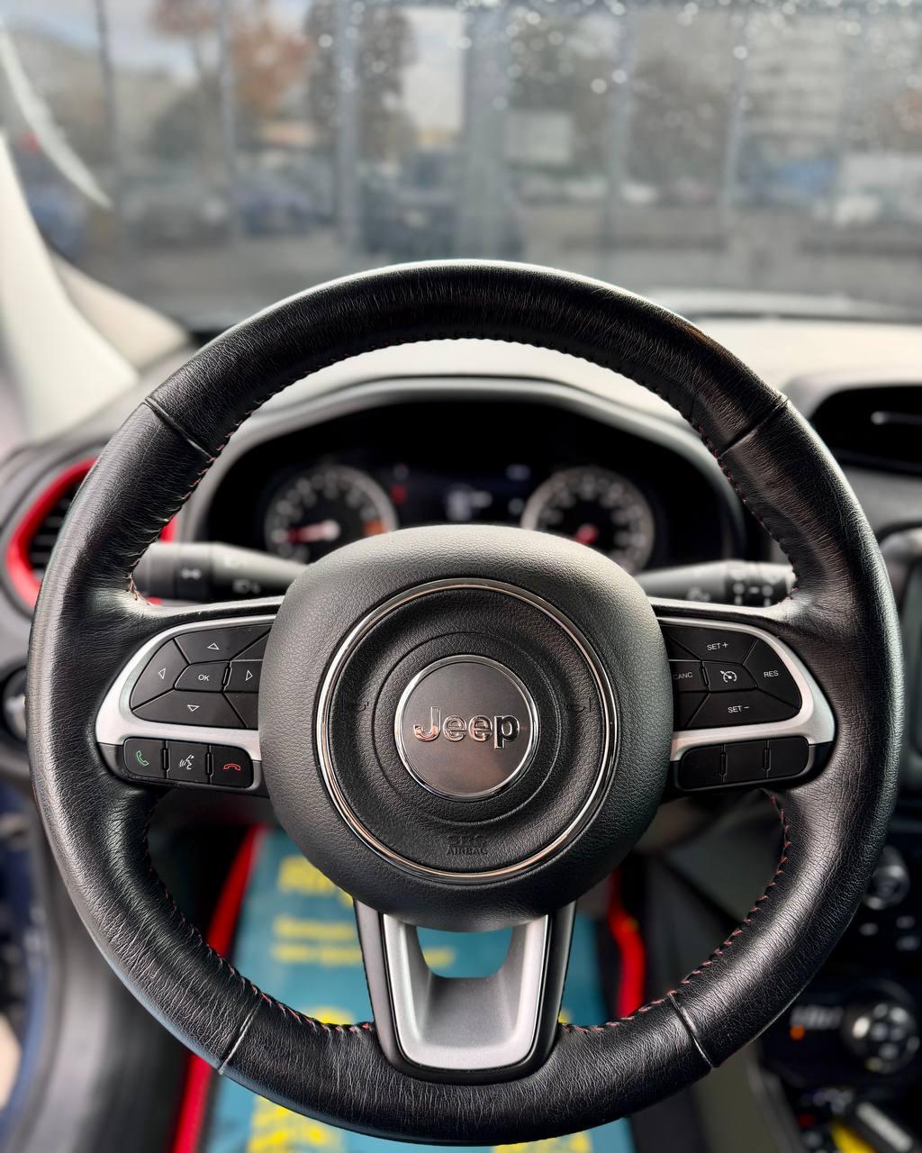 Jeep Renegade I · Рестайлинг , 2020 г., автомат, бензин - фото 15