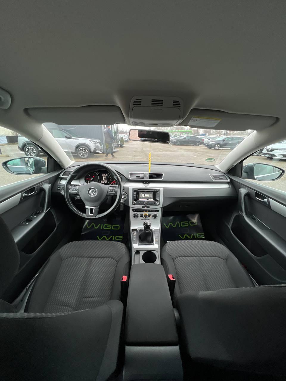 Volkswagen Passat B7 , 2013 г., механика, дизель - фото 13