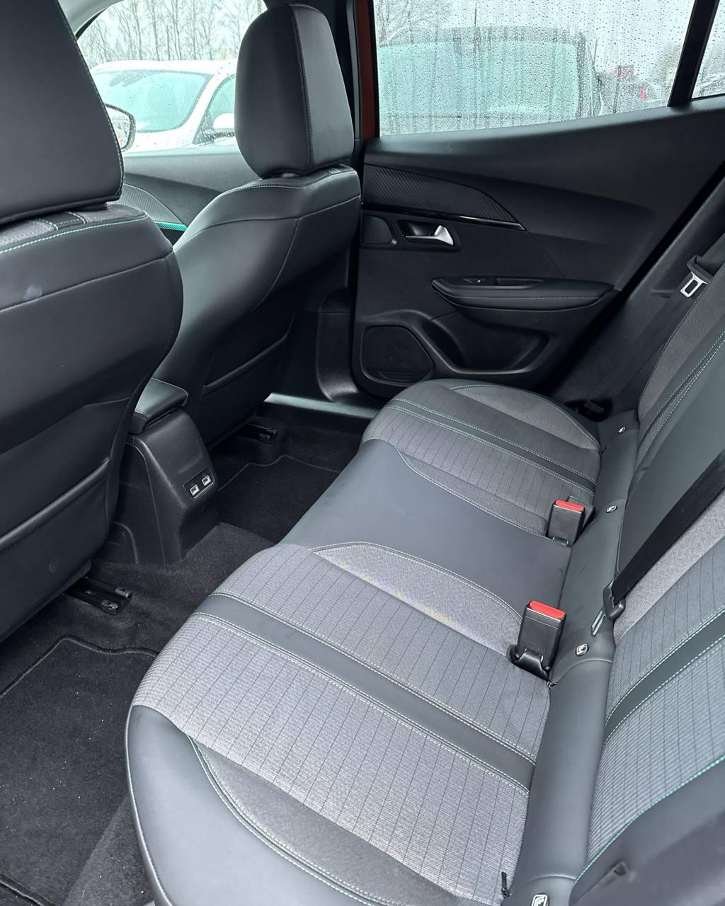 Peugeot 2008 II , 2021 г., механика, бензин - фото 11