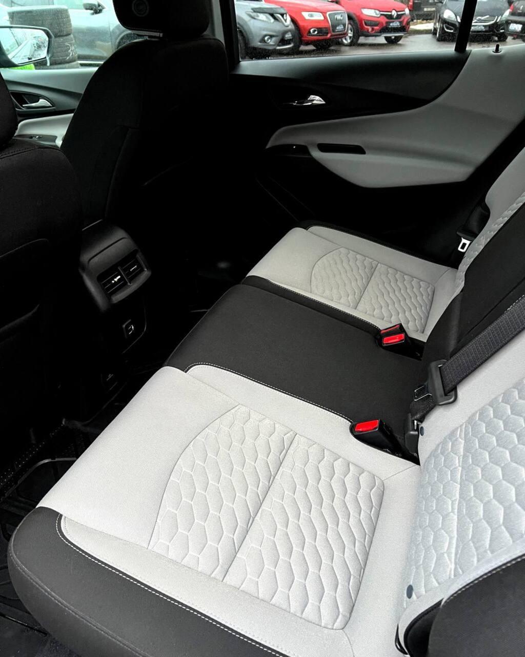 Chevrolet Equinox III , 2020 г., автомат, бензин - фото 12