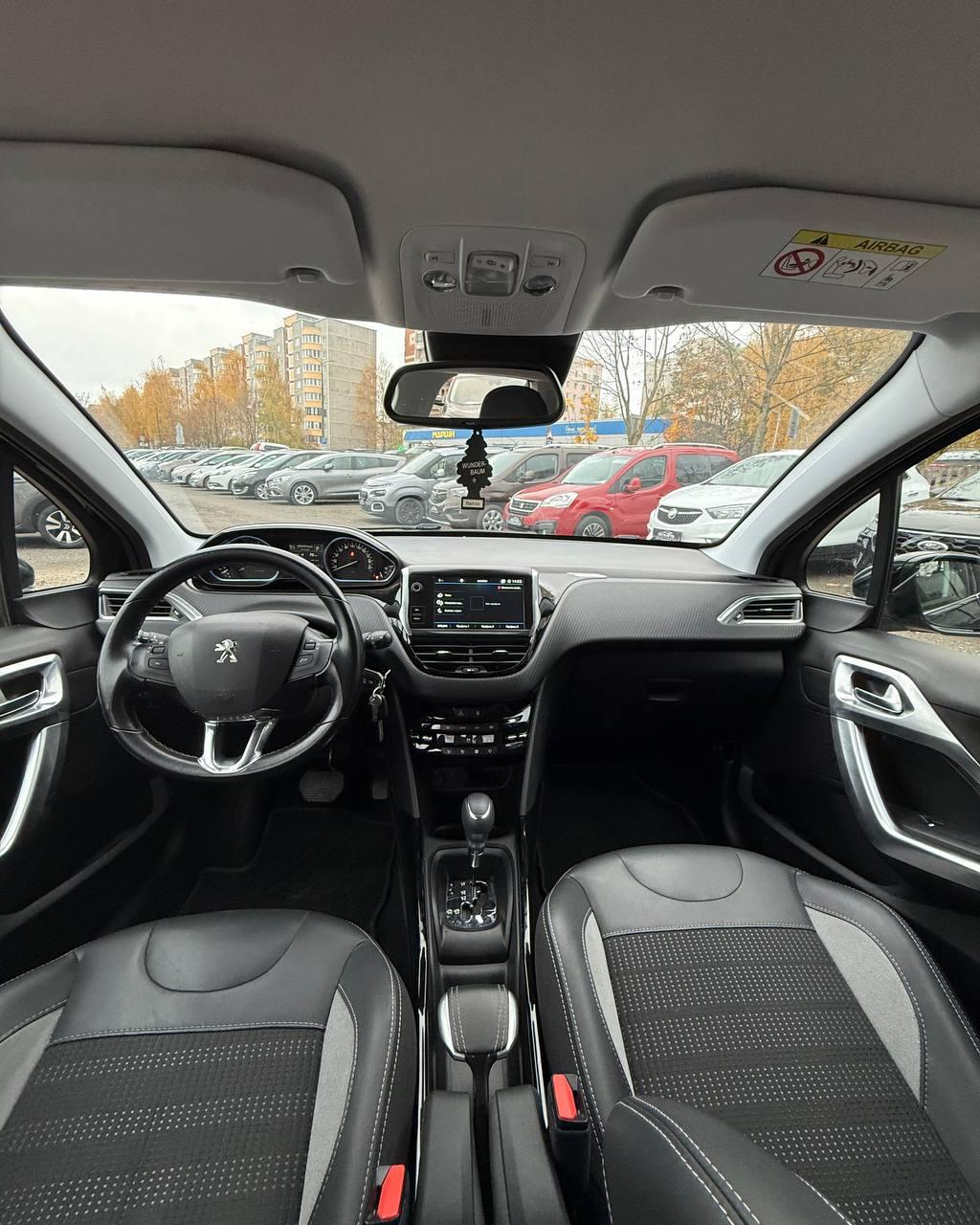 Peugeot 2008 I · Рестайлинг , 2019 г., автомат, дизель  - фото 9