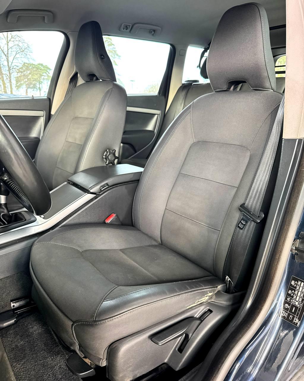 Volvo V70 III , 2012 г., механика, дизель - фото 10