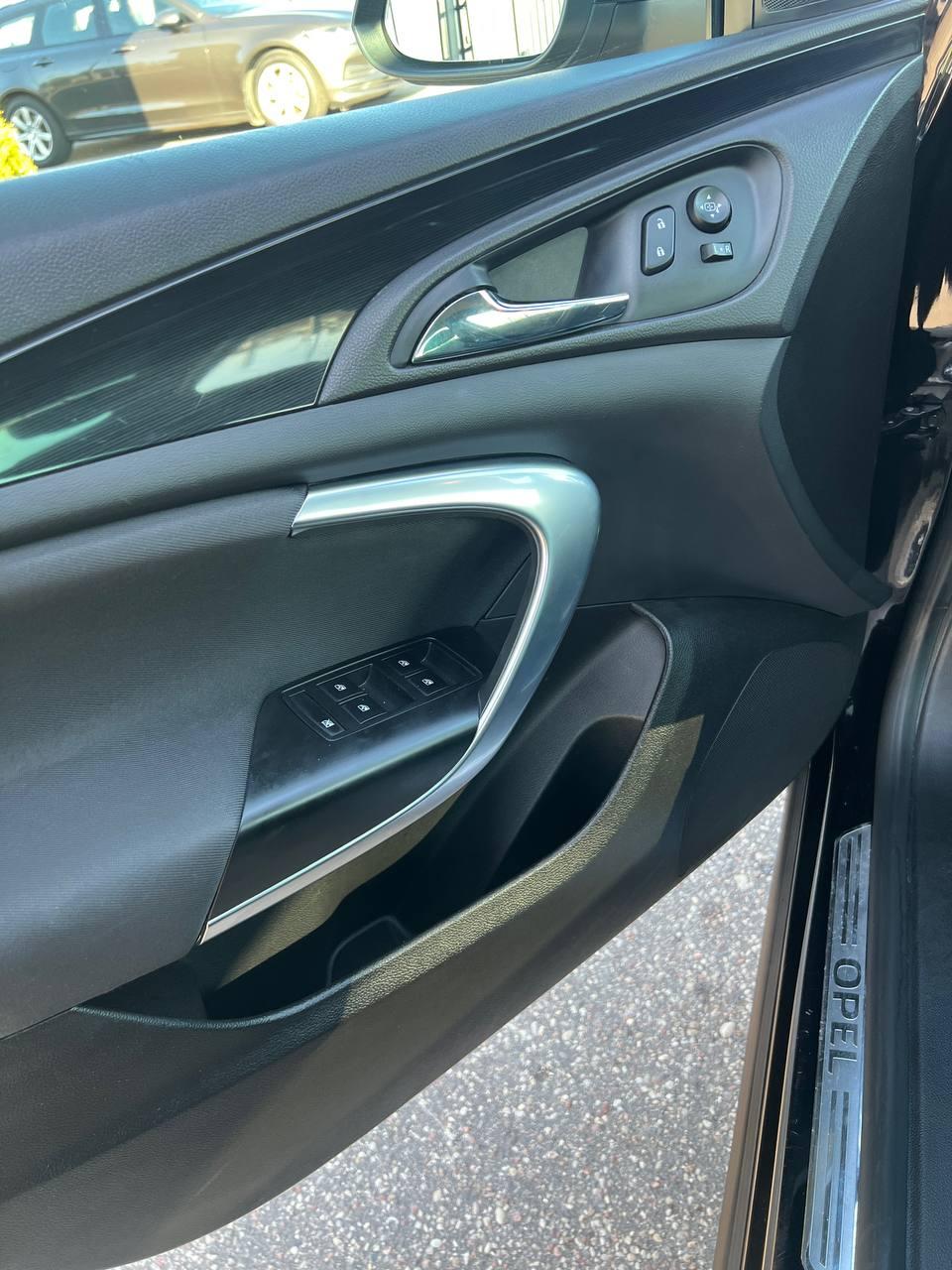 Opel Insignia I · Рестайлинг , 2016 г., механика, дизель - фото 9