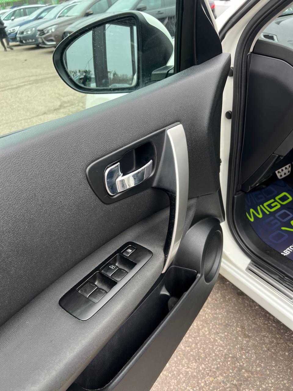 Nissan Qashqai I · Рестайлинг , 2013 г., вариатор, бензин - фото 9