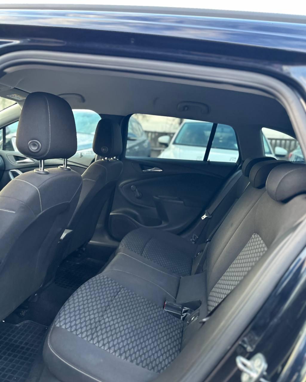 Opel Astra K , 2018 г., механика, дизель - фото 8