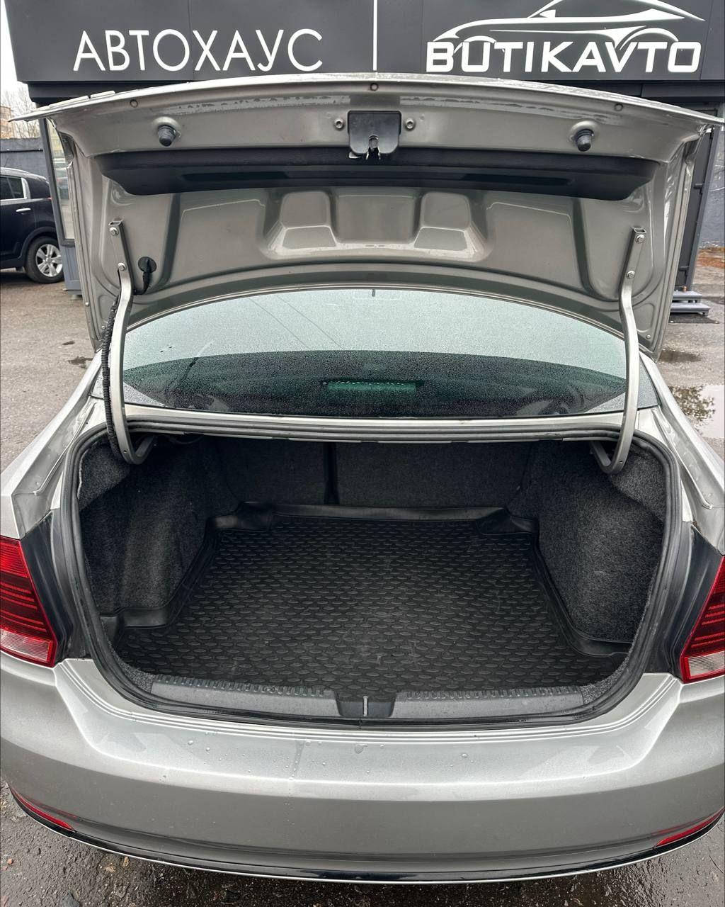 Volkswagen Polo Sedan I · Рестайлинг , 2019 г., автомат, бензин - фото 10