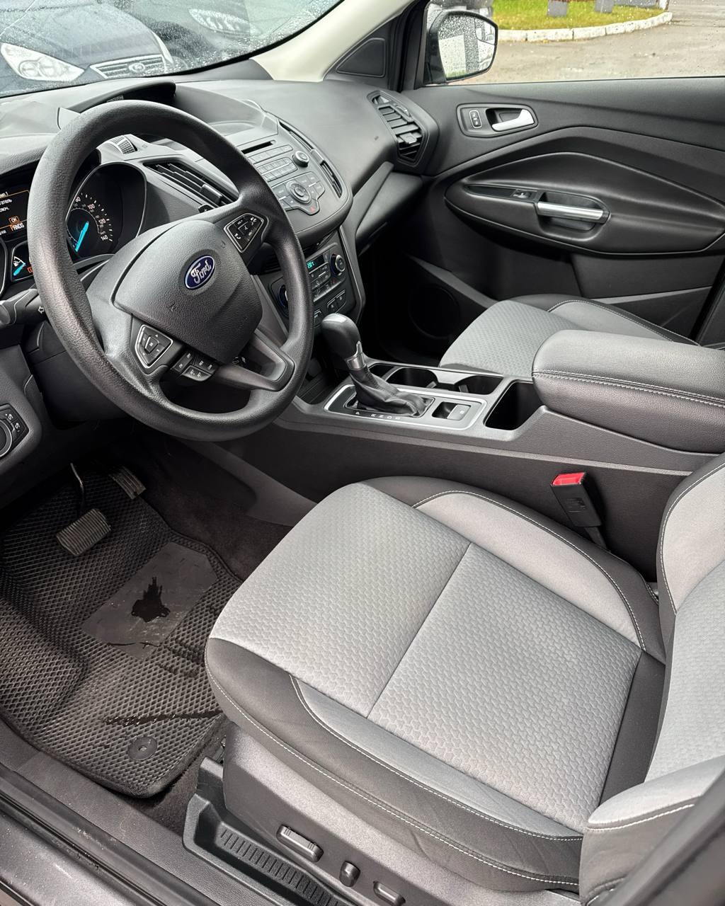 Ford Escape III · Рестайлинг , 2017 г., автомат, бензин  - фото 10