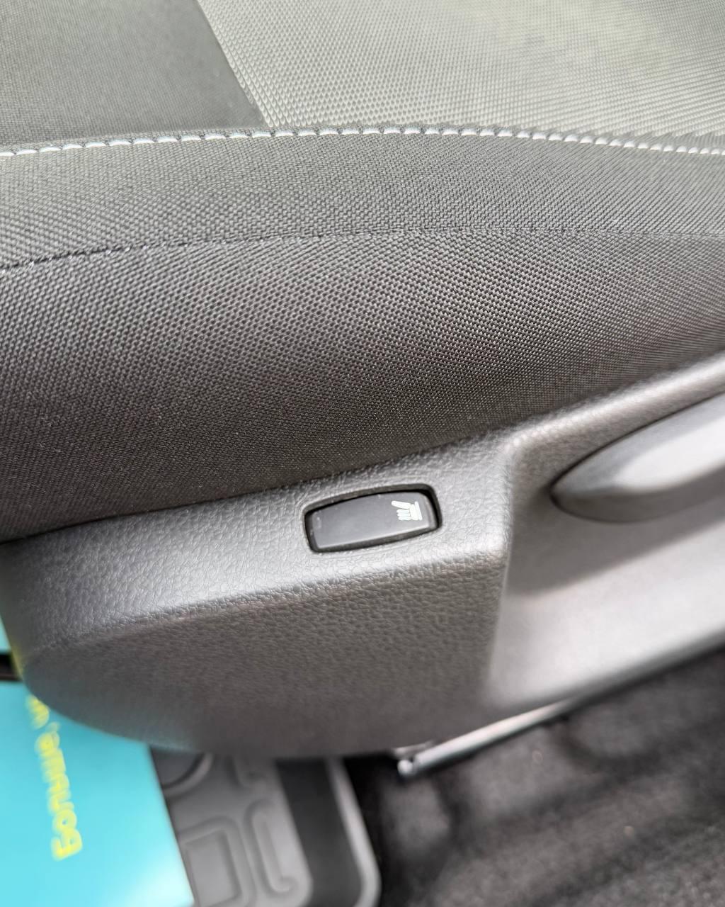 Renault Sandero II · Рестайлинг , 2019 г., механика, бензин  - фото 16