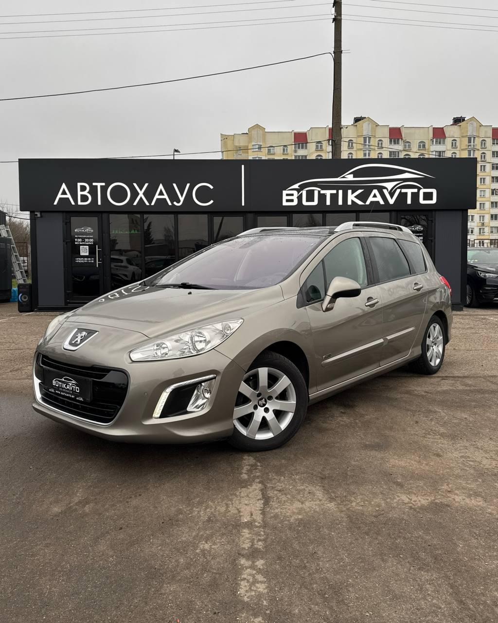 Peugeot 308 T7 · Рестайлинг , 2012 г., механика, дизель - фото 3