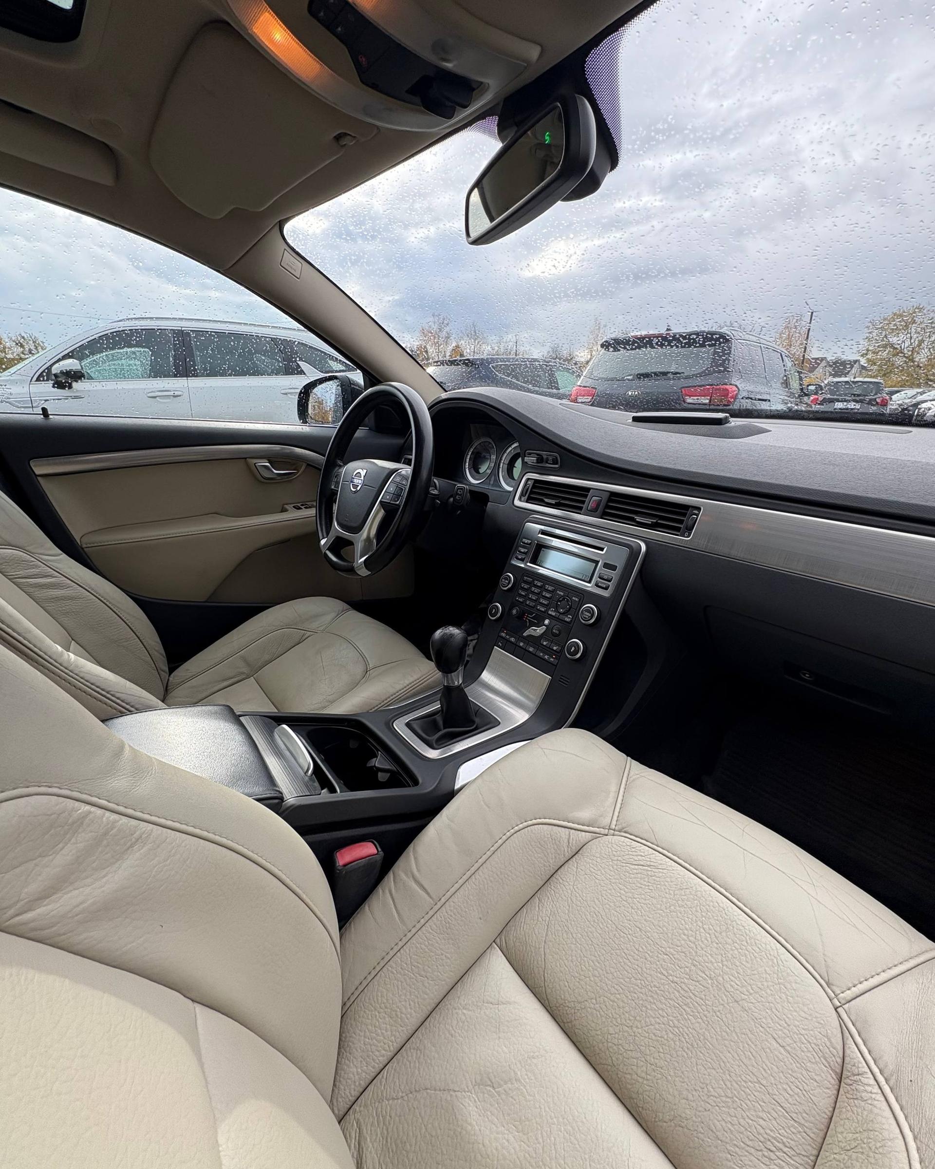 Volvo V70 III , 2010 г., механика, дизель  - фото 10