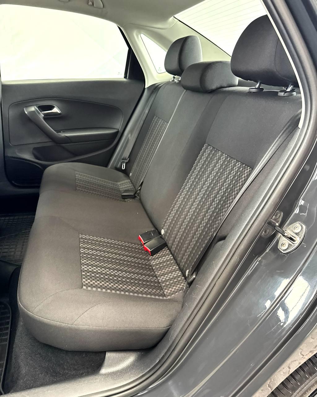 Volkswagen Polo Sedan I · Рестайлинг , 2016 г., механика, бензин - фото 13