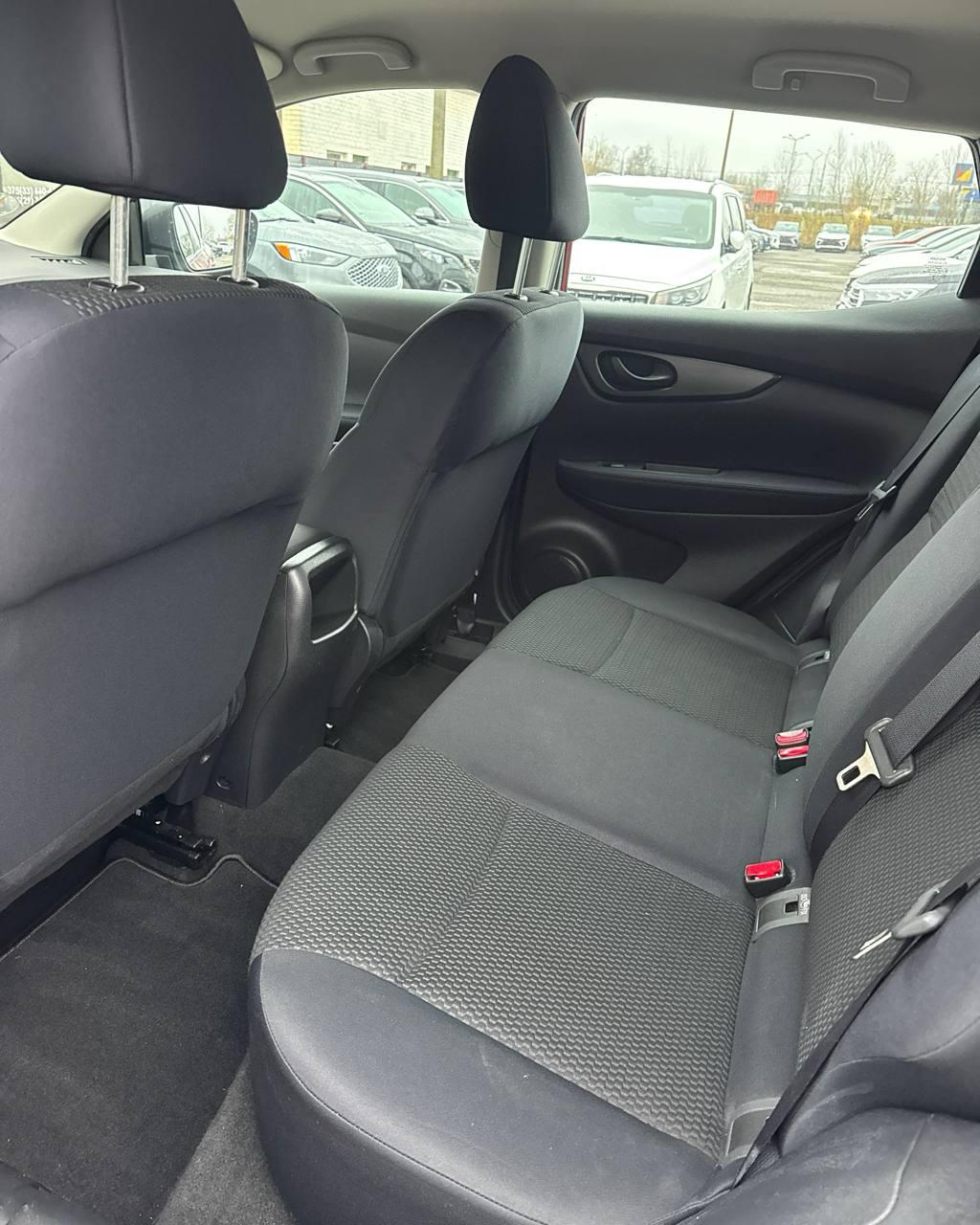 Nissan Qashqai II , 2015 г., механика, бензин - фото 9