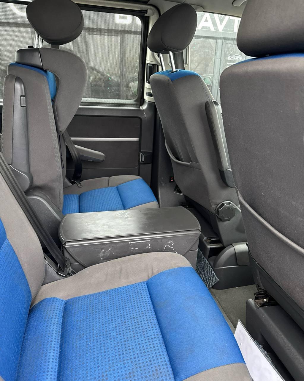 Volkswagen Multivan T5 , 2007 г., автомат, дизель - фото 12