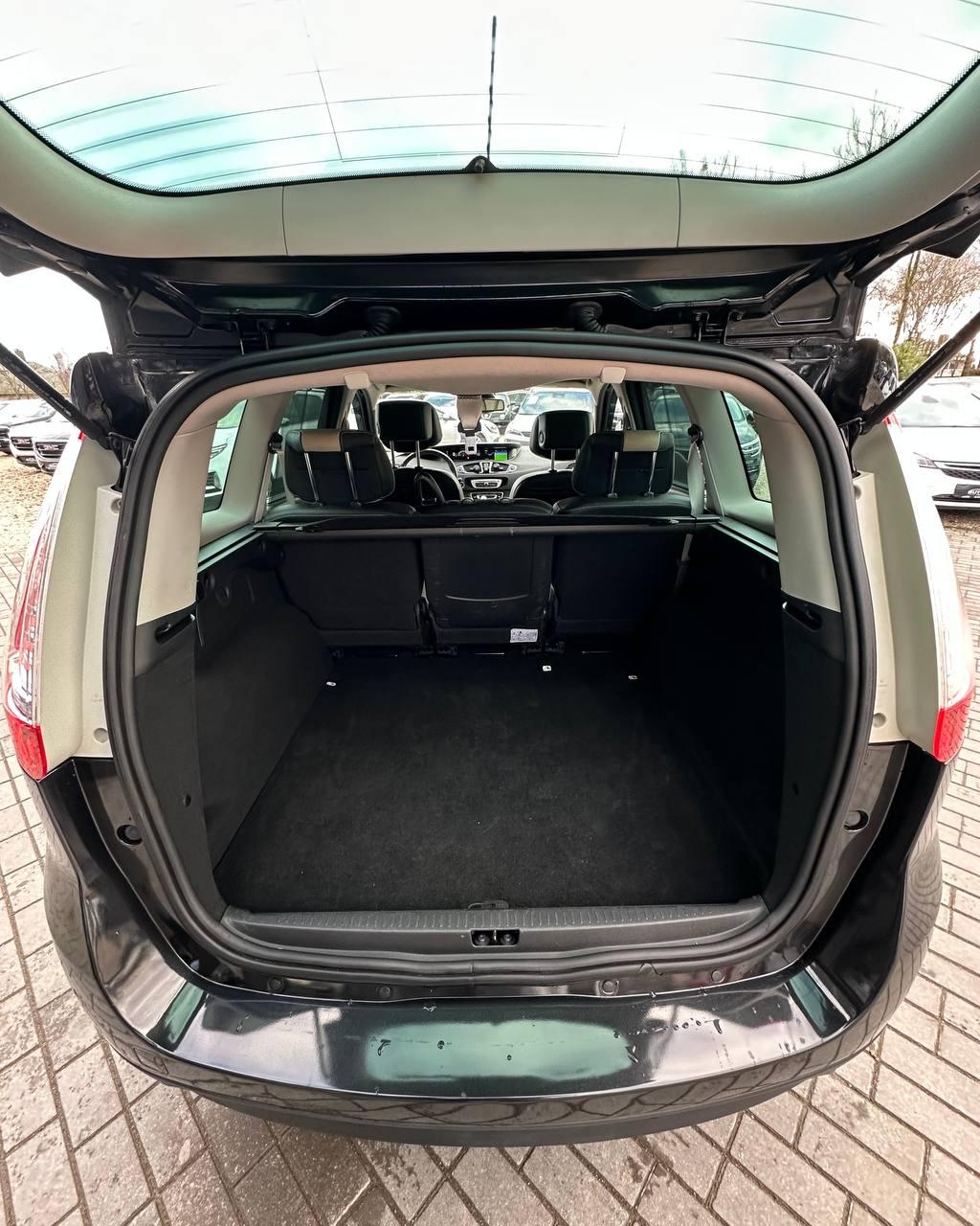 Renault Scenic III · 2-й рестайлинг , 2015 г., механика, дизель - фото 13