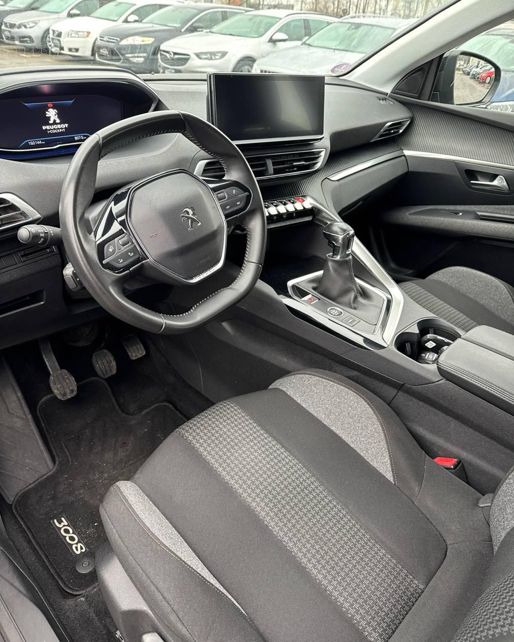 Peugeot 3008 II · Рестайлинг , 2022 г., механика, бензин - фото 10