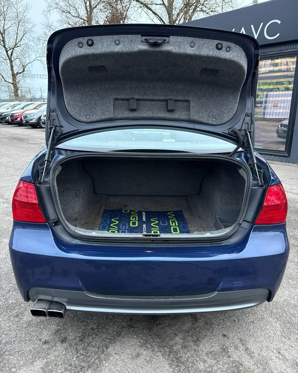 BMW 3 серия E90 E91 E92 E93 · Рестайлинг , 2010 г., автомат, бензин - фото 12