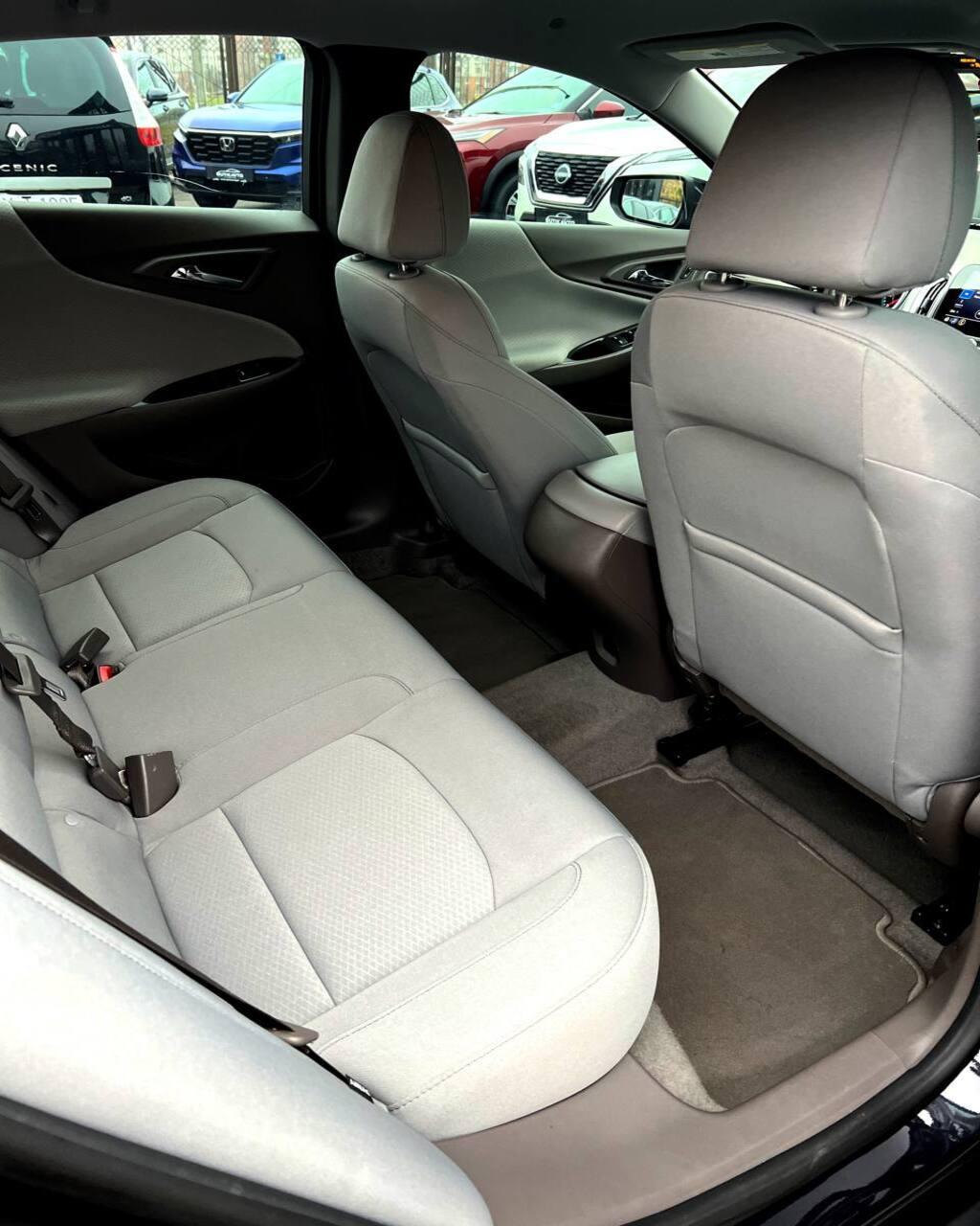Chevrolet Malibu IX · Рестайлинг , 2022 г., автомат, бензин - фото 13