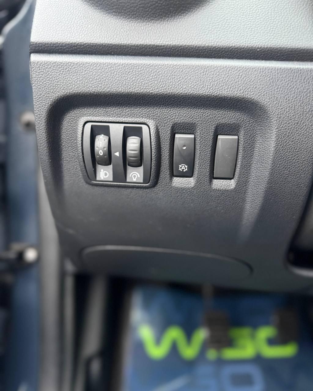 Renault Captur I · Рестайлинг , 2018 г., механика, дизель - фото 17