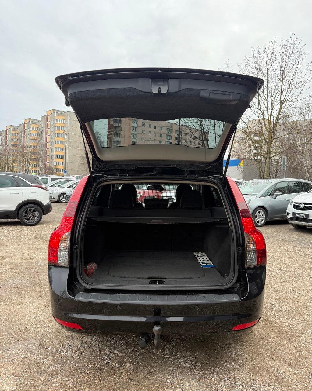 Volvo V50 I · 2-й рестайлинг , 2012 г., механика, дизель - фото 12
