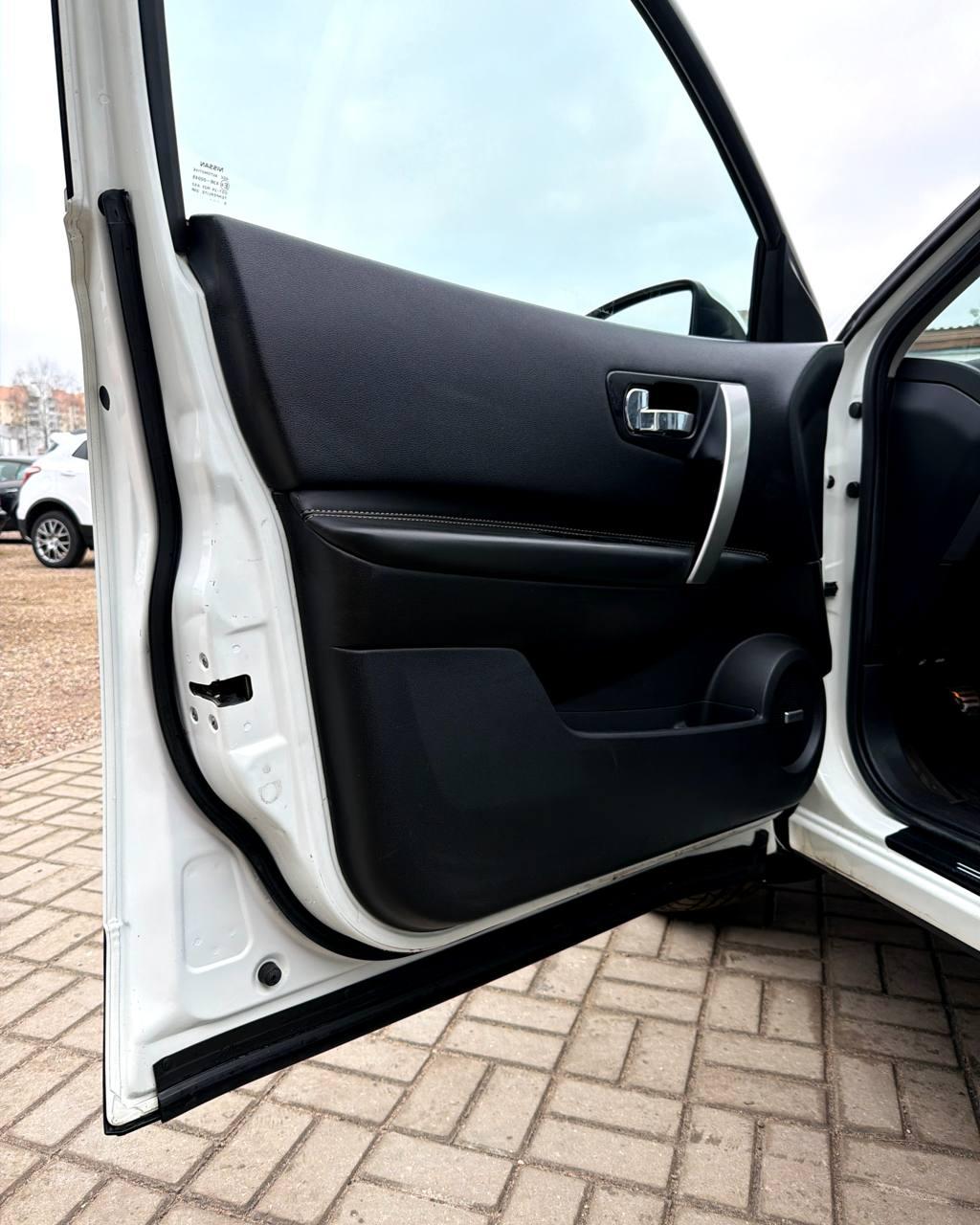 Nissan Qashqai+2 I · Рестайлинг , 2010 г., механика, дизель - фото 9