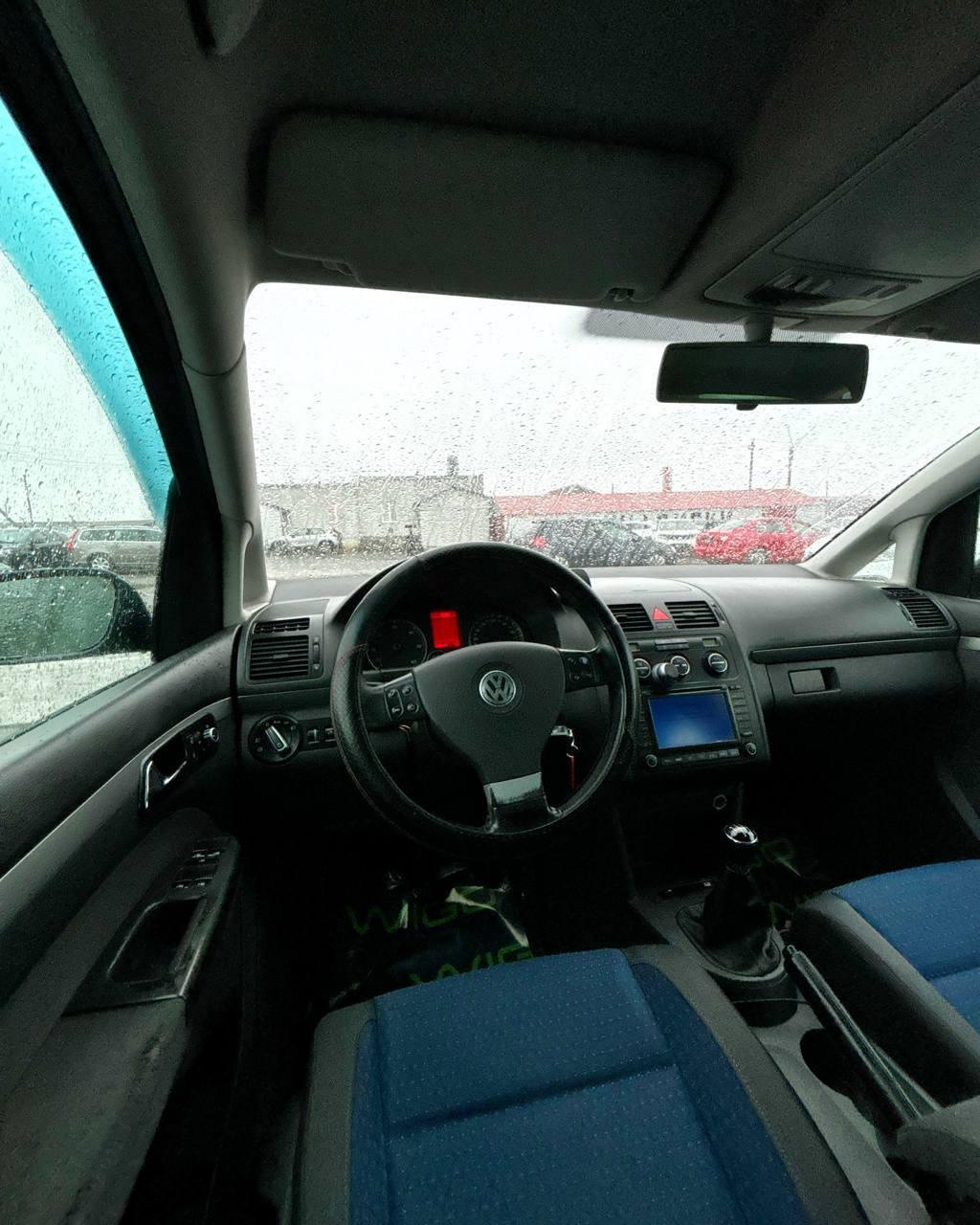 Volkswagen Touran I , 2004 г., механика, дизель - фото 10