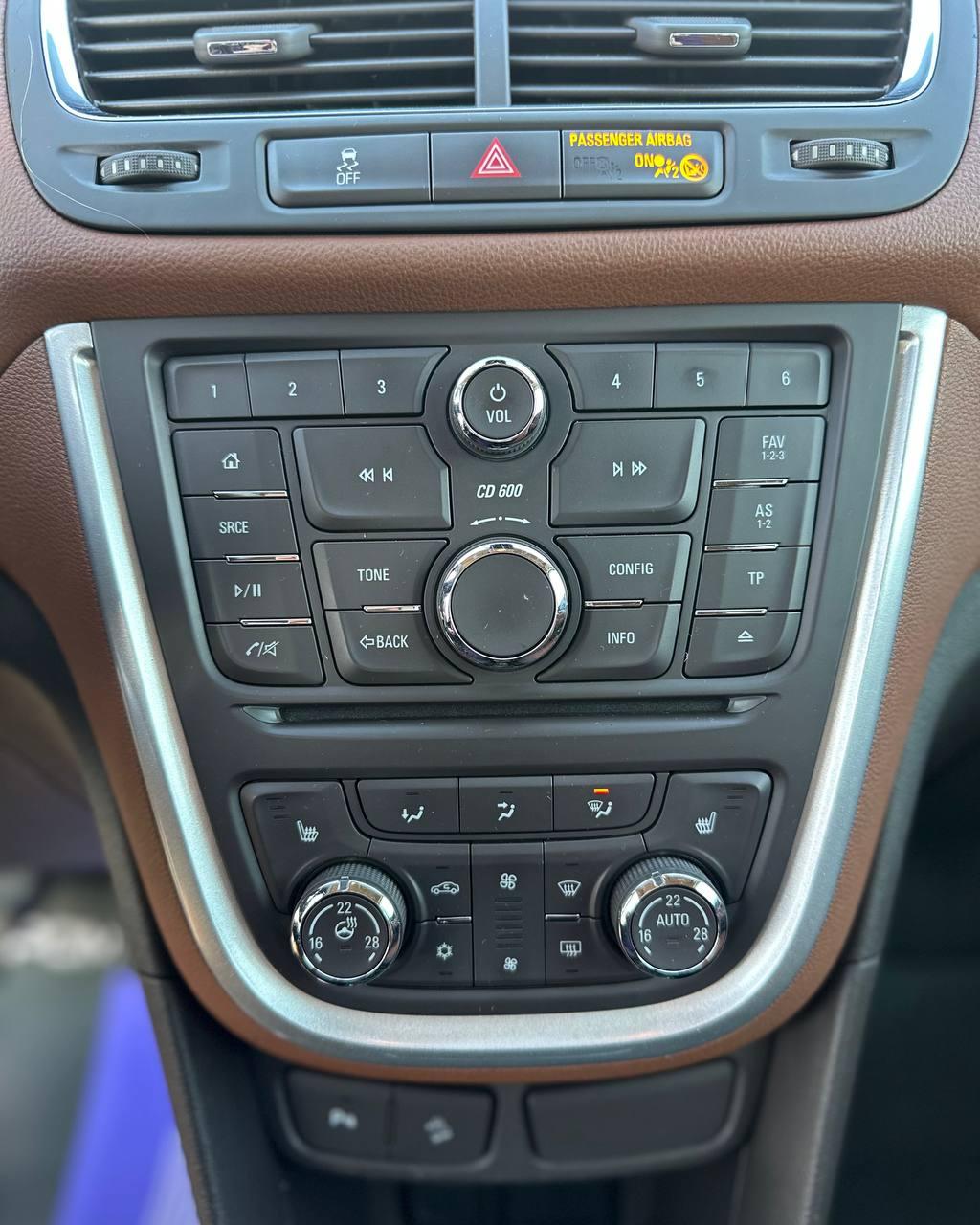 Opel Mokka I , 2013 г., механика, бензин - фото 11